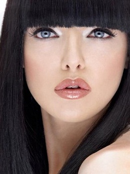 Trucuri make-up pt defecte ale fetei - Make-up