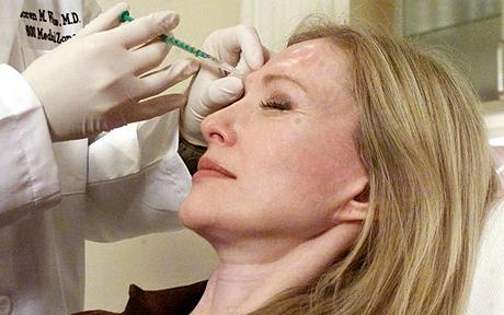 chirurgie estetica, injectare, botox, beneficii, efecte adverse, contraindicatii, efect