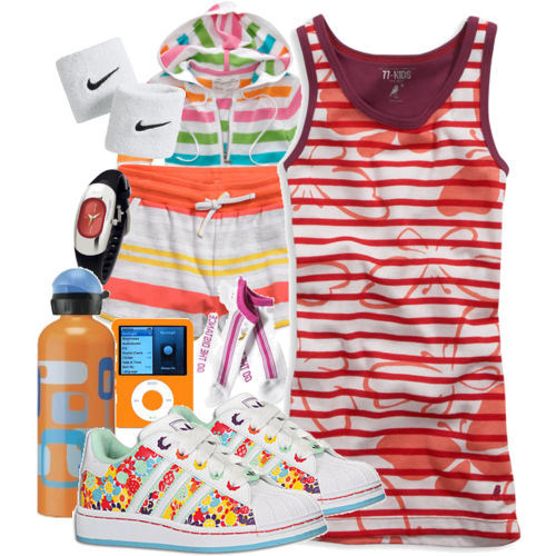 sport, femei, fete, sporturi de fete, imbracaminte, echipament, costum, tenis, volei, handbal, basket, jogging, fitness, aerobic, inot, scrima