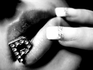 Secrete ale buzelor Secrete ale buzelor