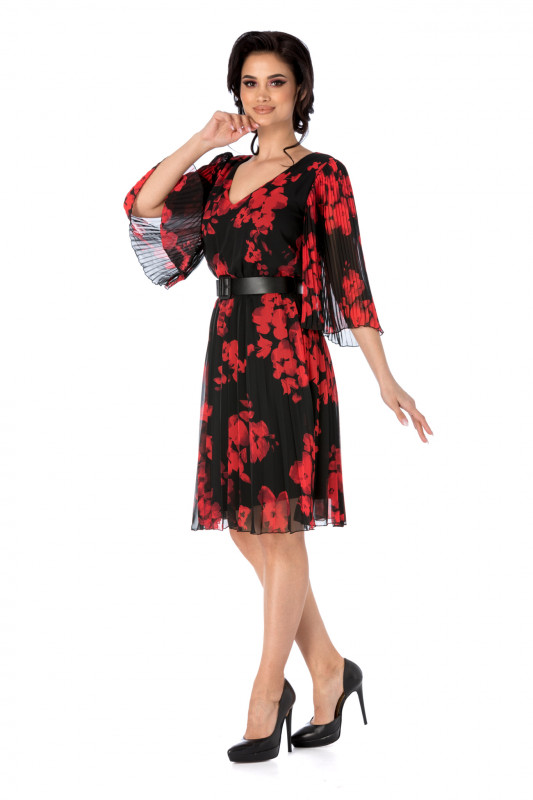 rochie hispanica cu flori rosii rochie hispanica cu flori rosii