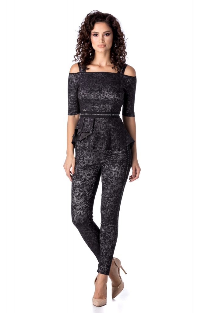 Stilul Animal Print - animal print compleu negru cu peplum