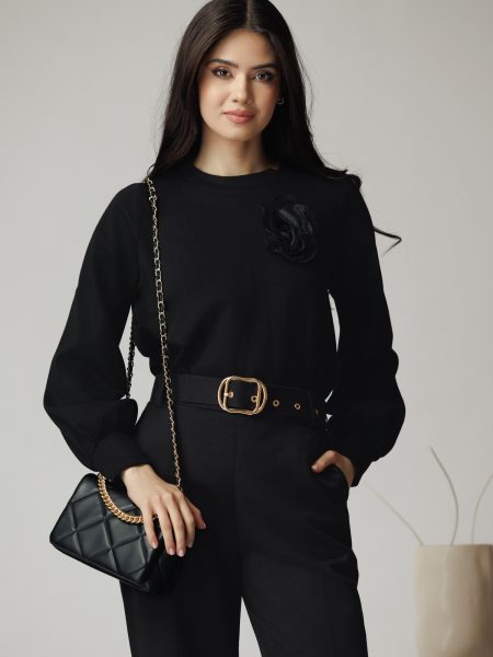 Bluza DY Fashion casual din jerse neagra cu floare din organza